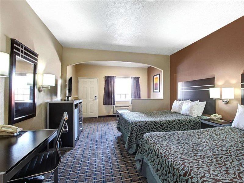 Days Inn & Suites By Wyndham Houston North - Спринг Екстер'єр фото