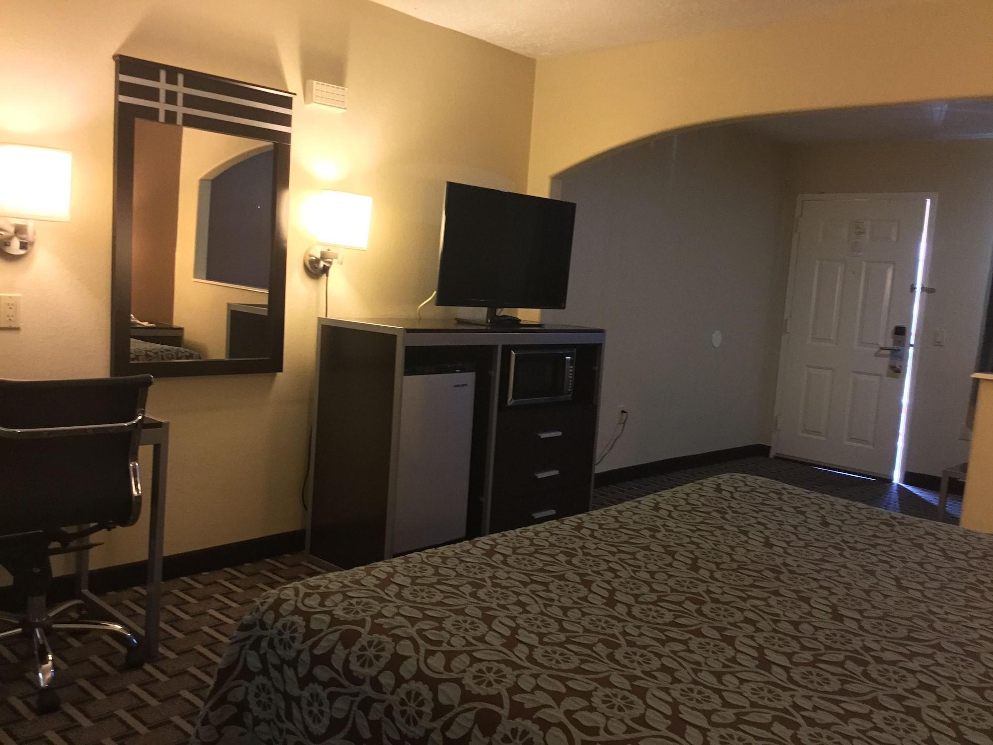 Days Inn & Suites By Wyndham Houston North - Спринг Екстер'єр фото