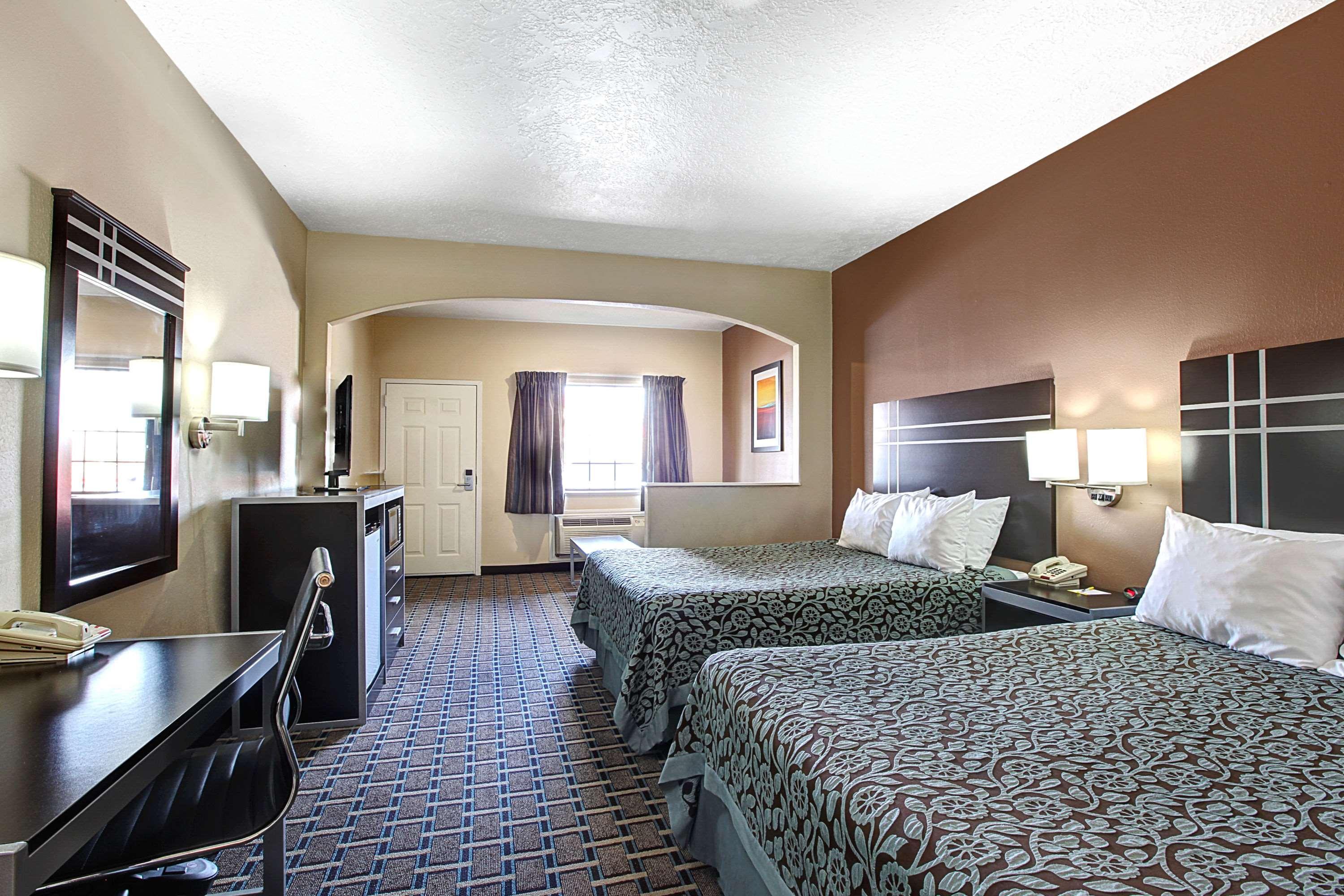 Days Inn & Suites By Wyndham Houston North - Спринг Екстер'єр фото
